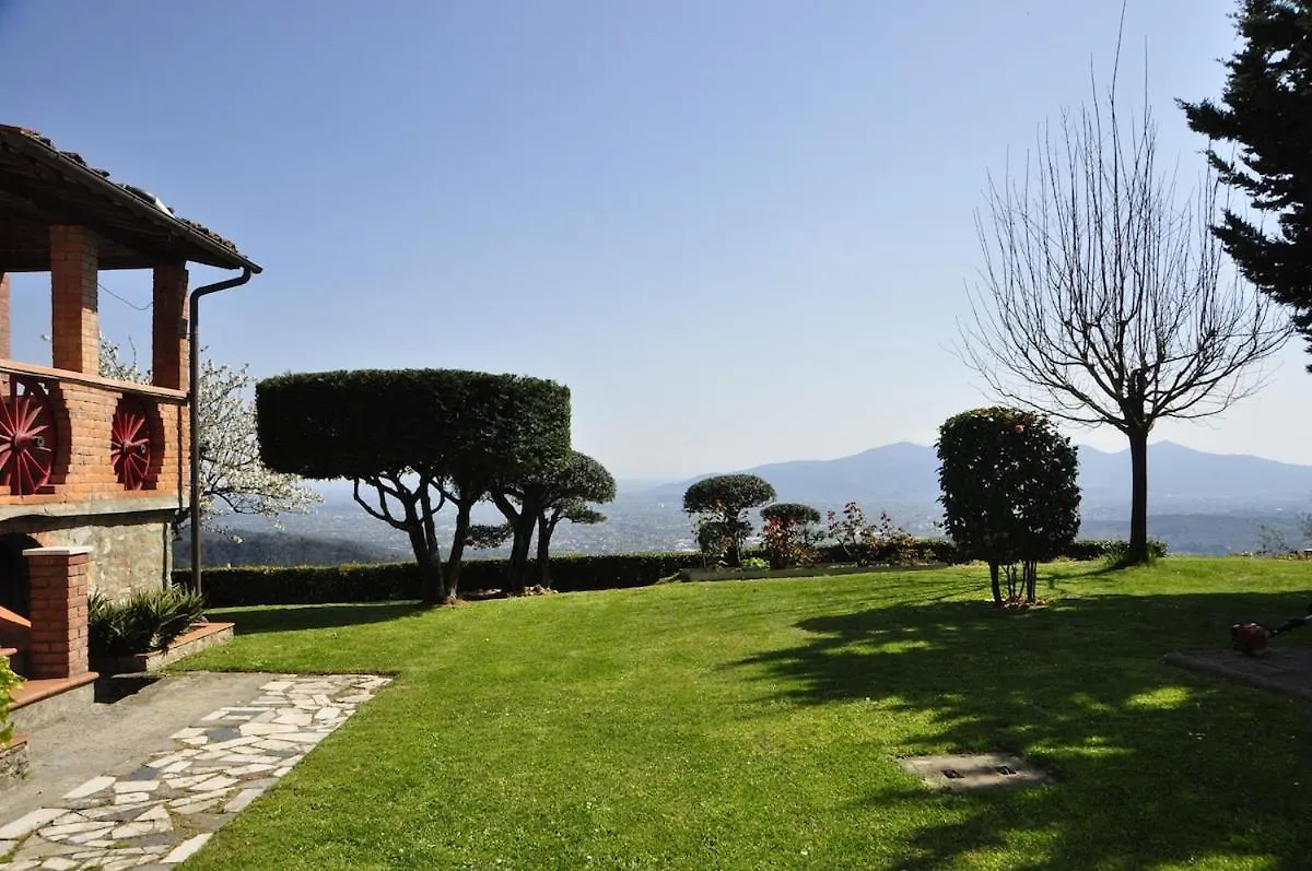 לוקה Casale Colle Belvedere